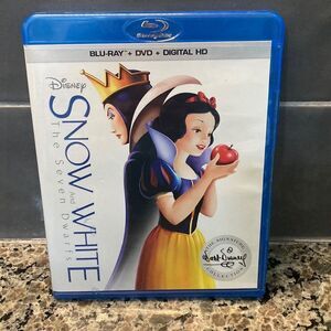 Disney’s Snow‎ White and The Seven Dwarfs Blu-Ray + DVD